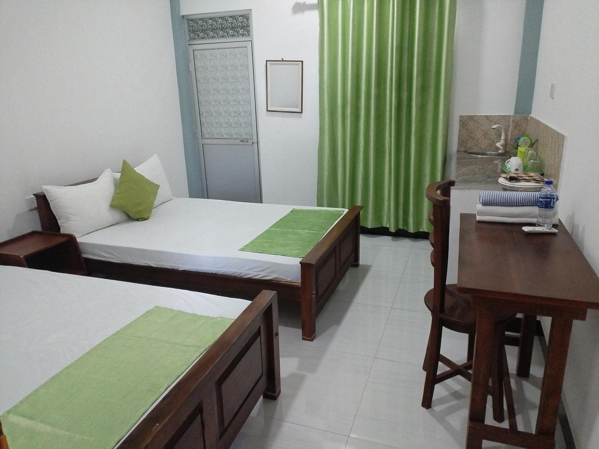 Victory'S Gardens Apartment Mannar Exterior foto